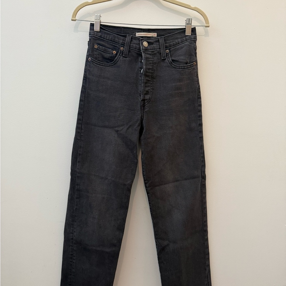 Levi's Women's Black Straight Ankle Leg Jeans
